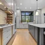 idology-modern-cottage-hideaway-custom-home-design-build-kitchen-open-concept-02