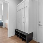 idology-–-overlook-escape-–-couch-mountain-–-fletcher-nc-–-custom-home-–-mudroom-built-in-storage-bench-cubbies-–-16