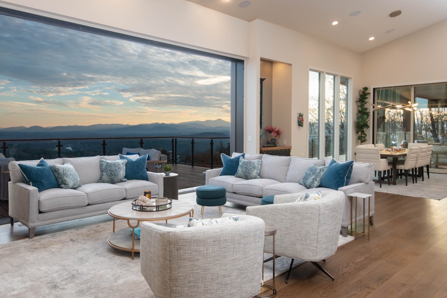 sennett residence address