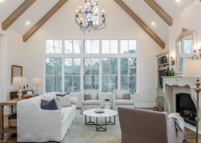 Hammer Living room