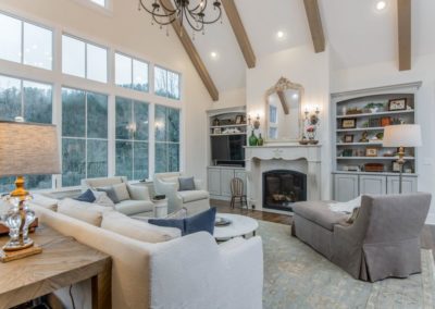 Hammer Living room