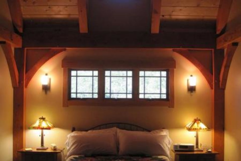 Smart design tricks to make a small room look bigger